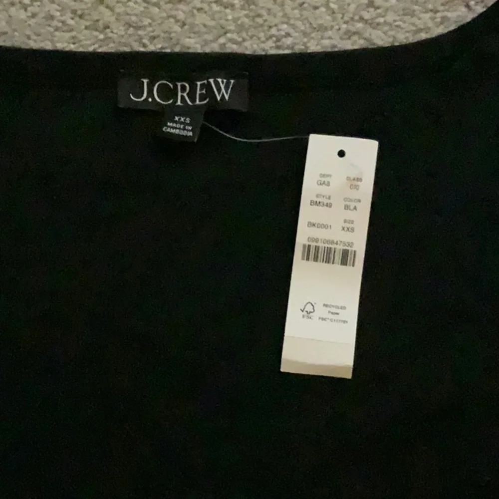 J.Crew Black Top With Feather Accent XXS NWT - Picture 3 of 6